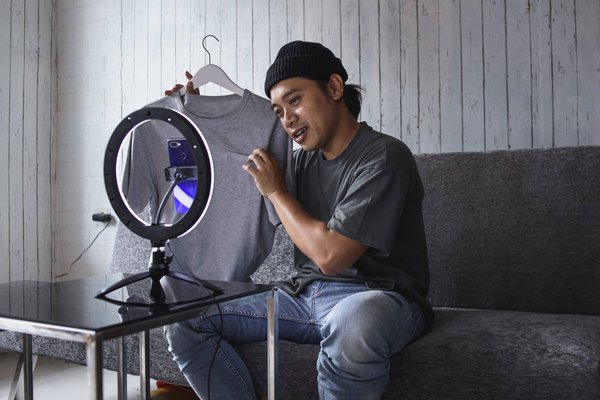 Quelles sont les étapes pour réussir le lancement de son YouTube ?